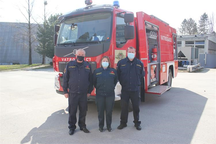 Slika Isporuka vatrogasnih vozila